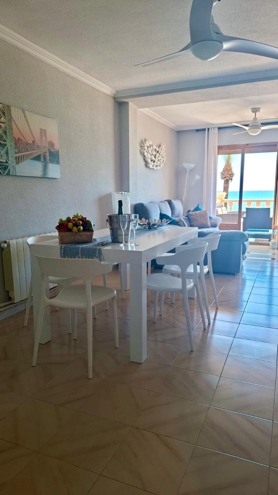 Apartamento Frente Al Mar En Кампелло Экстерьер фото